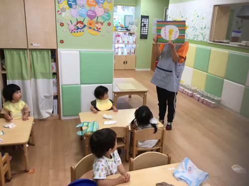 絵本ときどき紙芝居♪