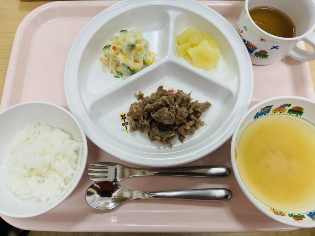 5月29日(月)の給食・おやつ