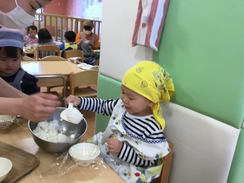 5月27日(土)の給食・おやつ