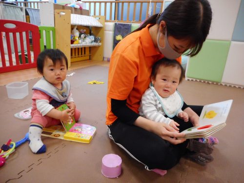 ?絵本の読み聞かせ?