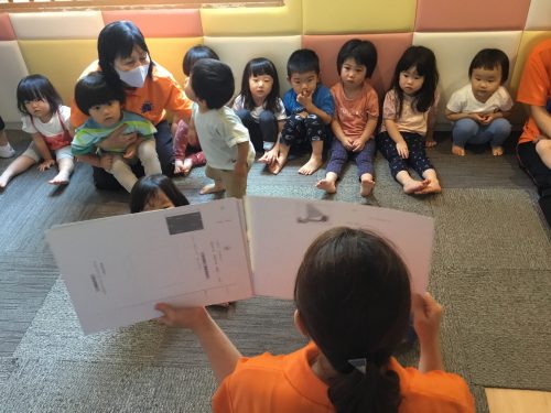 今週の絵本の読み聞かせ?