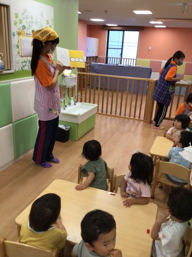 ?今週の絵本&トマト収穫?