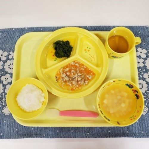 11月1日(火)の給食・おやつ