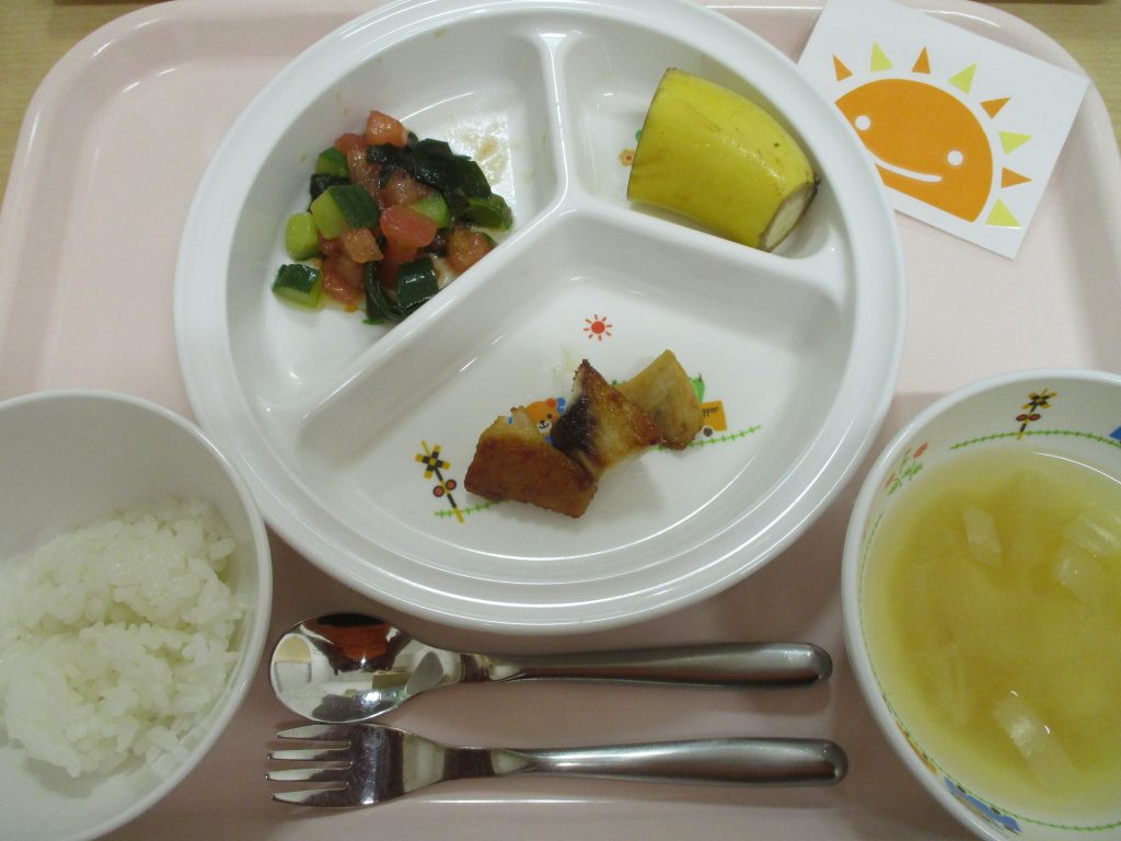 6月14 日(火)の給食・おやつ