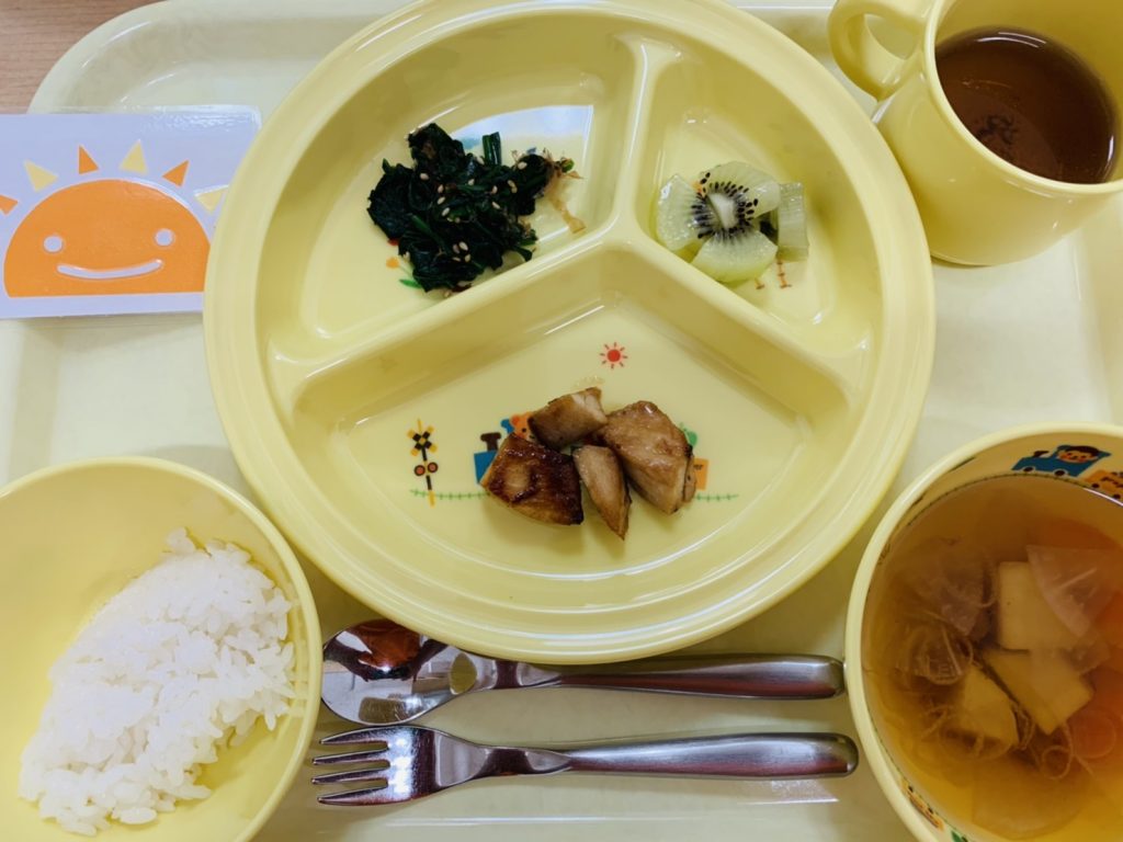 2月15日(水)の給食・おやつ