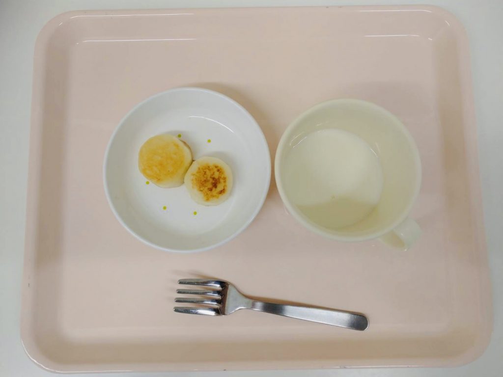 4月22日(土)の給食・おやつ
