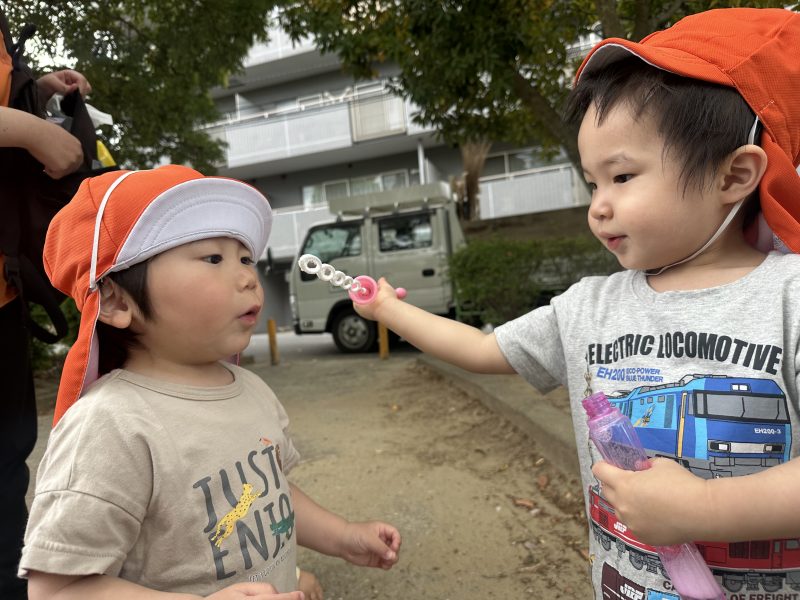 🍎りんご組食育&鯉のぼり製作活動🎏