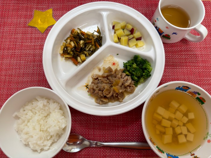 【2月４日㈬の給食・おやつ】