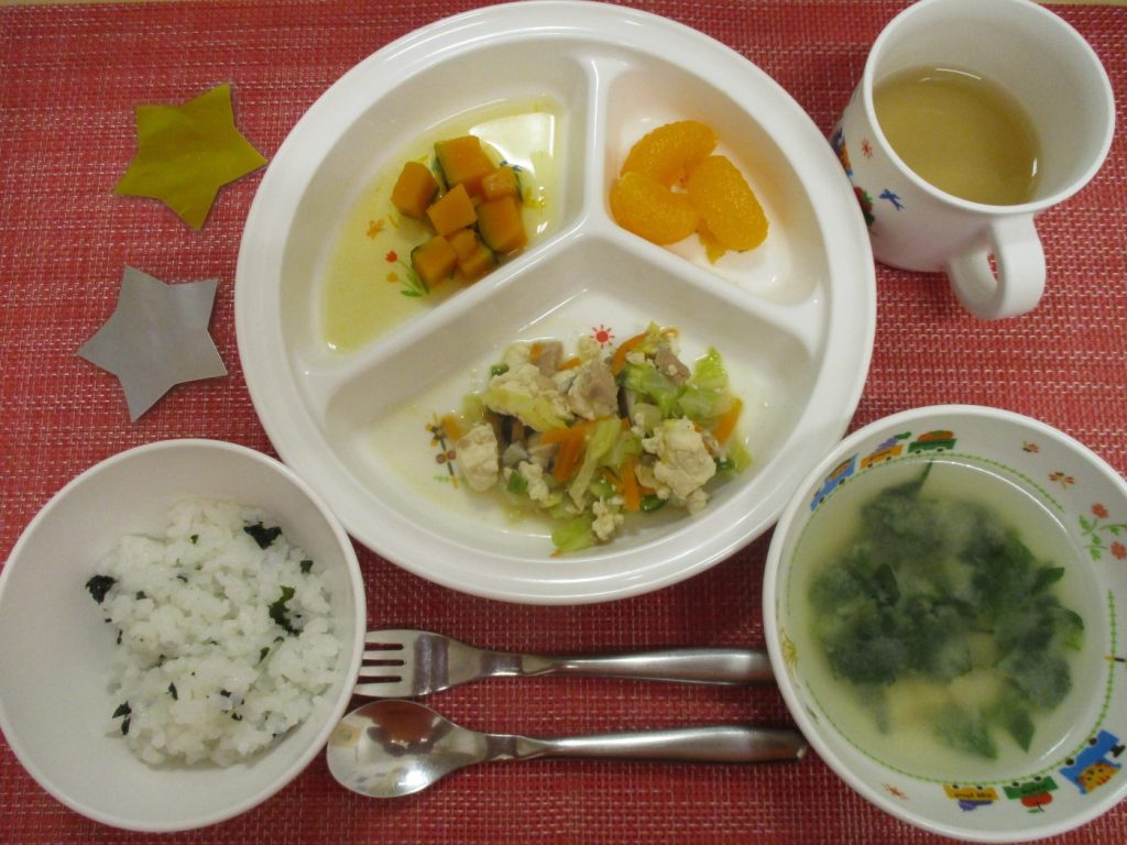 【5月13日(月)の給食・おやつ】