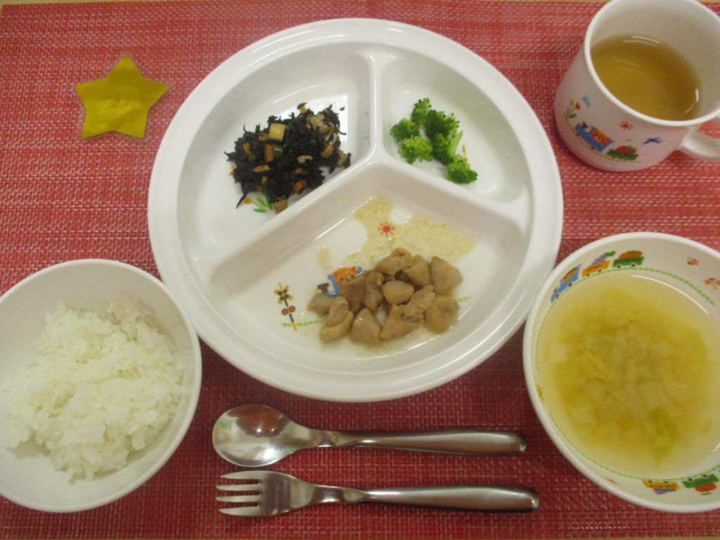 【12月19日㈭の給食・おやつ】