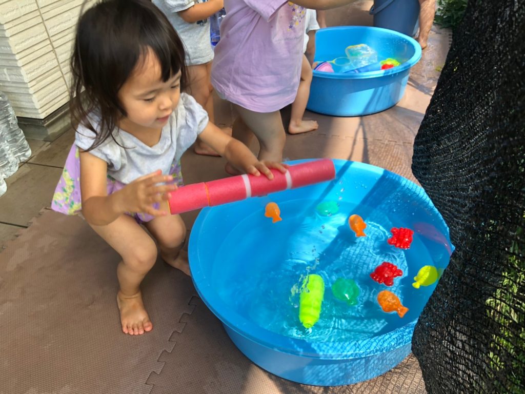 絵本紹介「おつきみおばけ」と「きいろいのはちょうちょ」