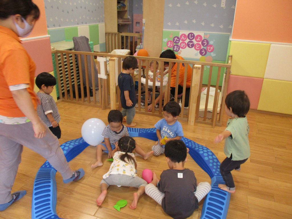 絵本紹介「おべんとうばこのうた」