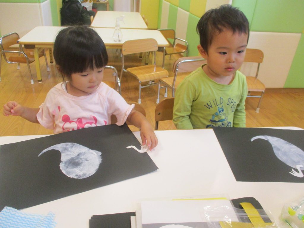 絵本紹介「どうぶついろいろかくれんぼ」