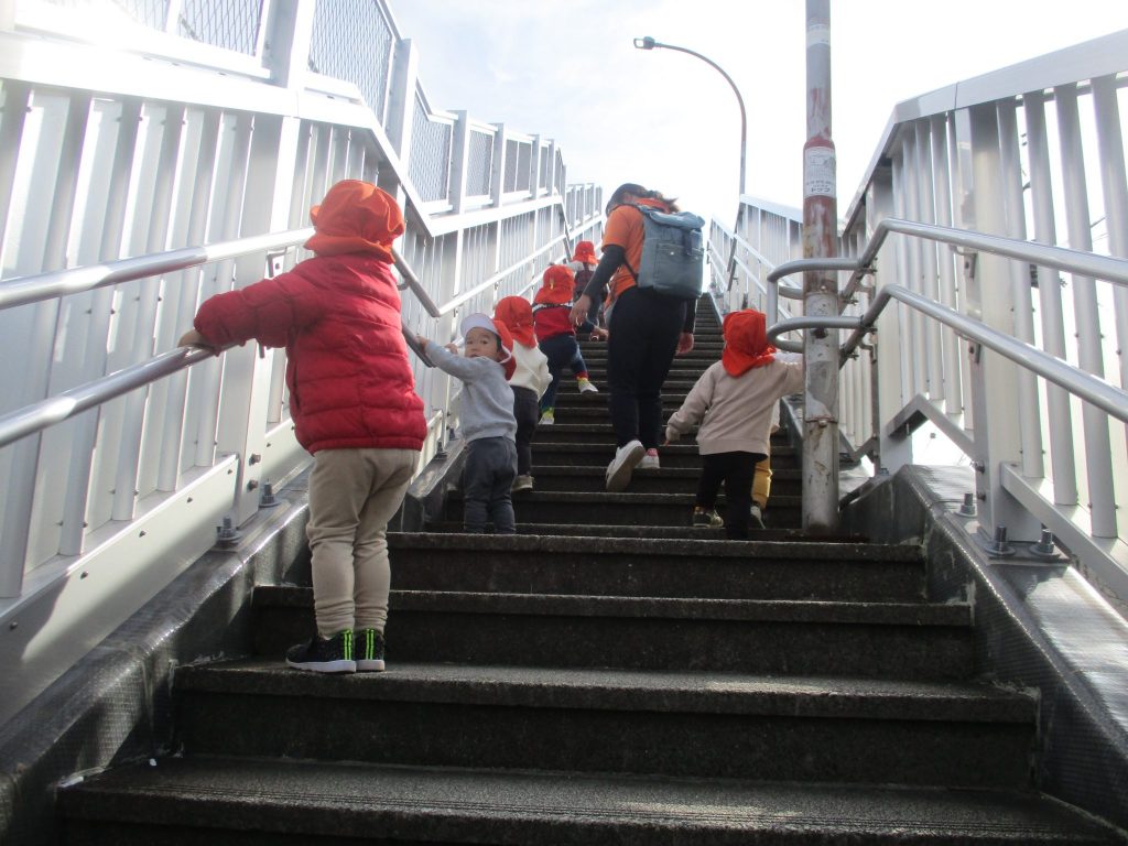 絵本紹介「ばけばけばけばけばけたくん」