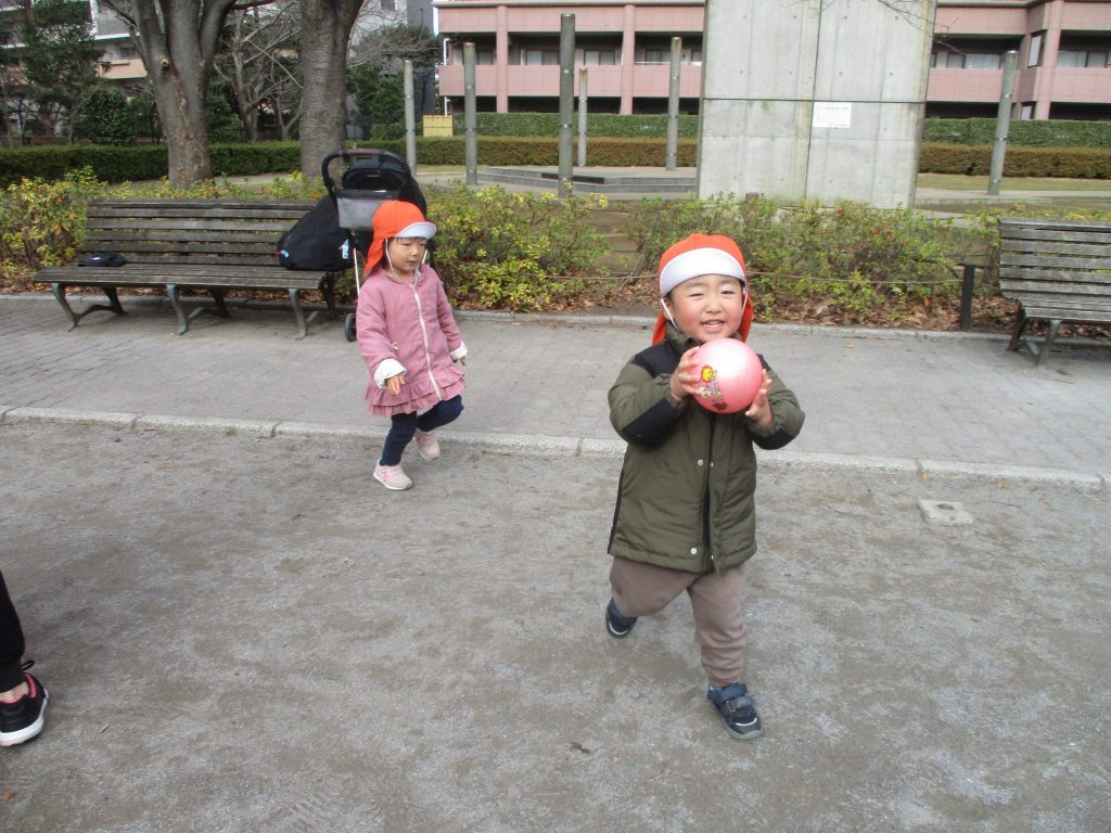 今週の絵本紹介「だいすきぎゅっぎゅっ」