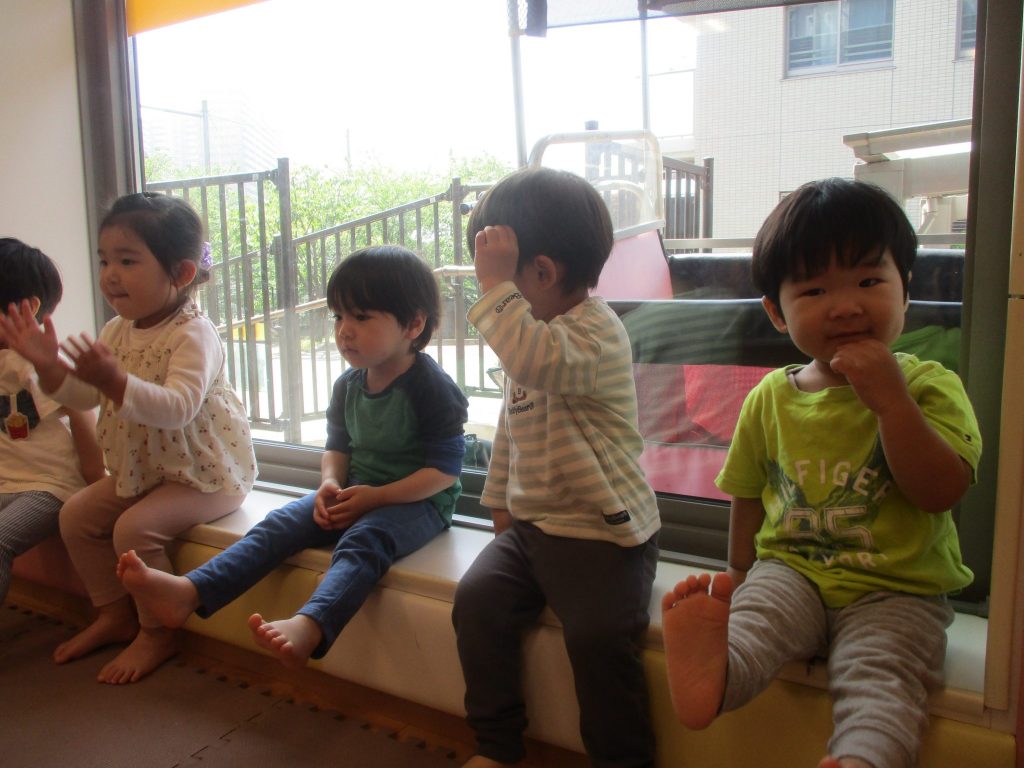 絵本紹介「もこもこもこ」