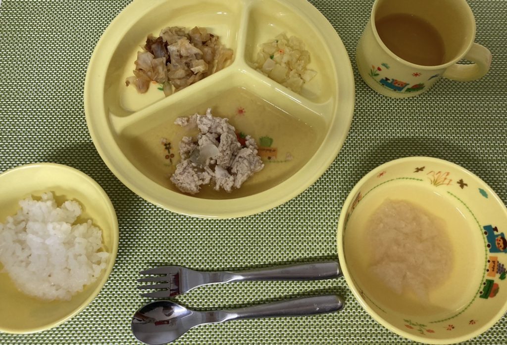 6月15日(水)の給食・おやつ