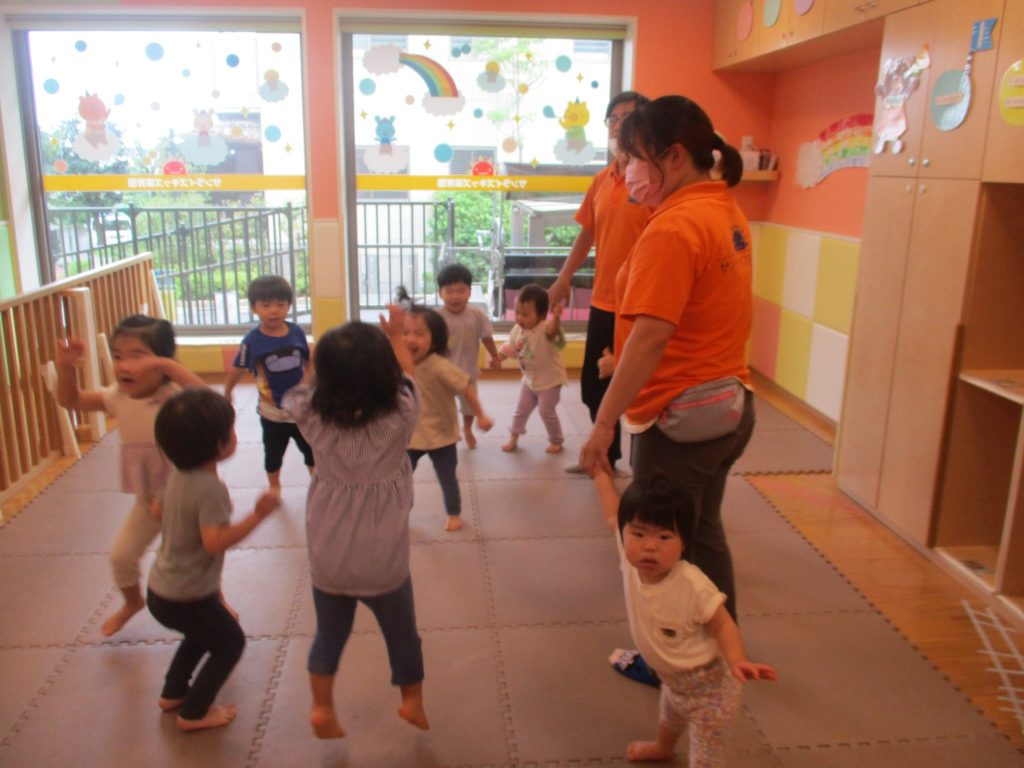 雨の中でも元気な「パプリカ」