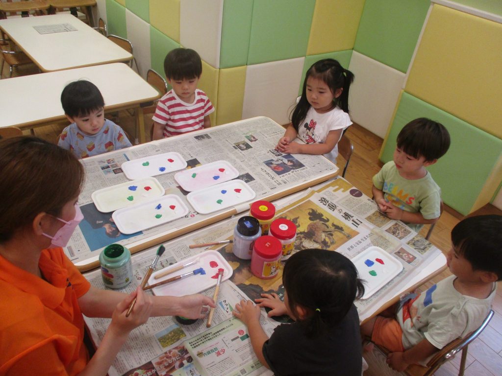 みんなの元気に栄養たっぷり給食を。