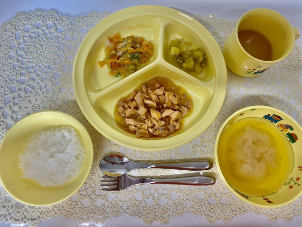 9月13日（火）の給食・おやつ